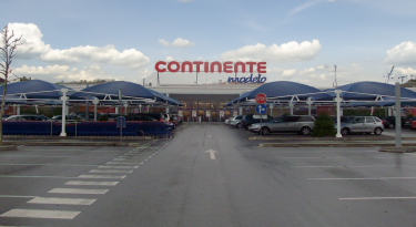 Continente Modelo - Ponte de Lima, Portugal